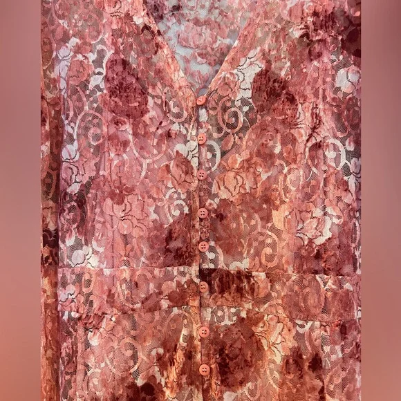 Beautiful Pink Floral Women's Dress - Picture 4 of 7